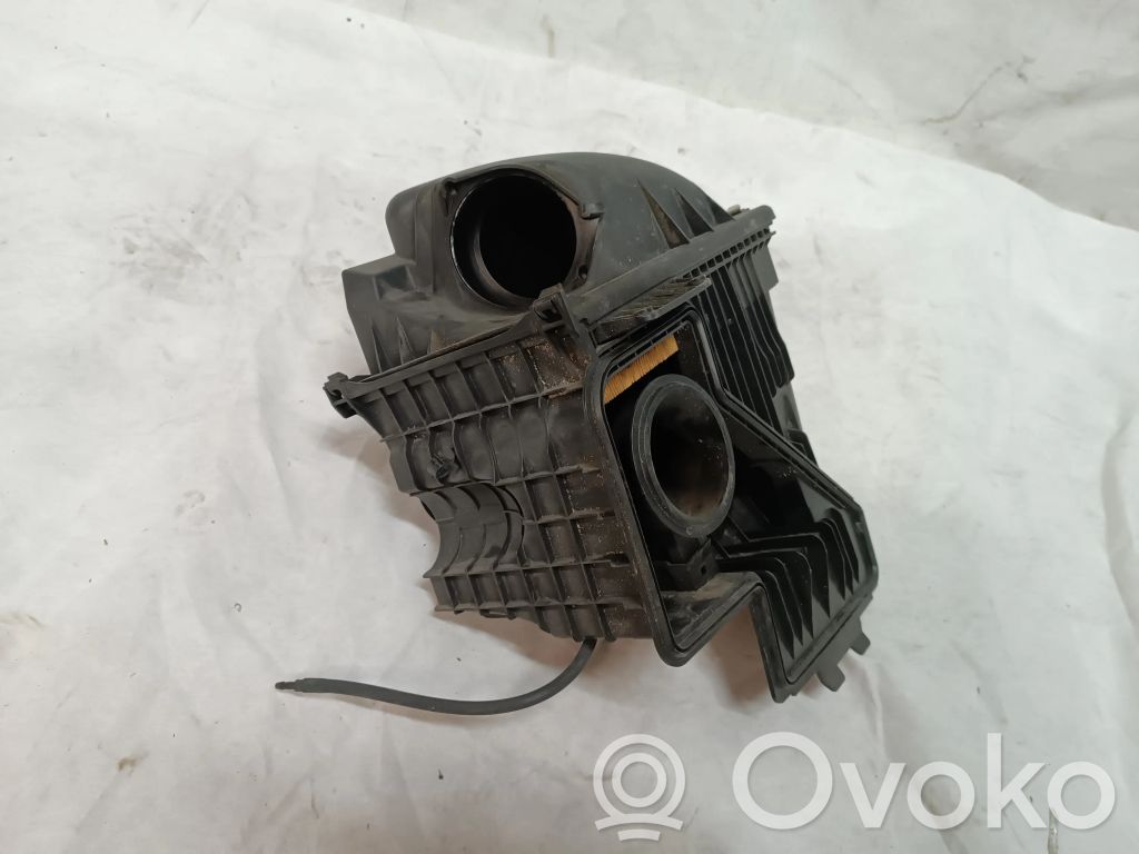 Air filter box   7500549,750054911,10991213DE