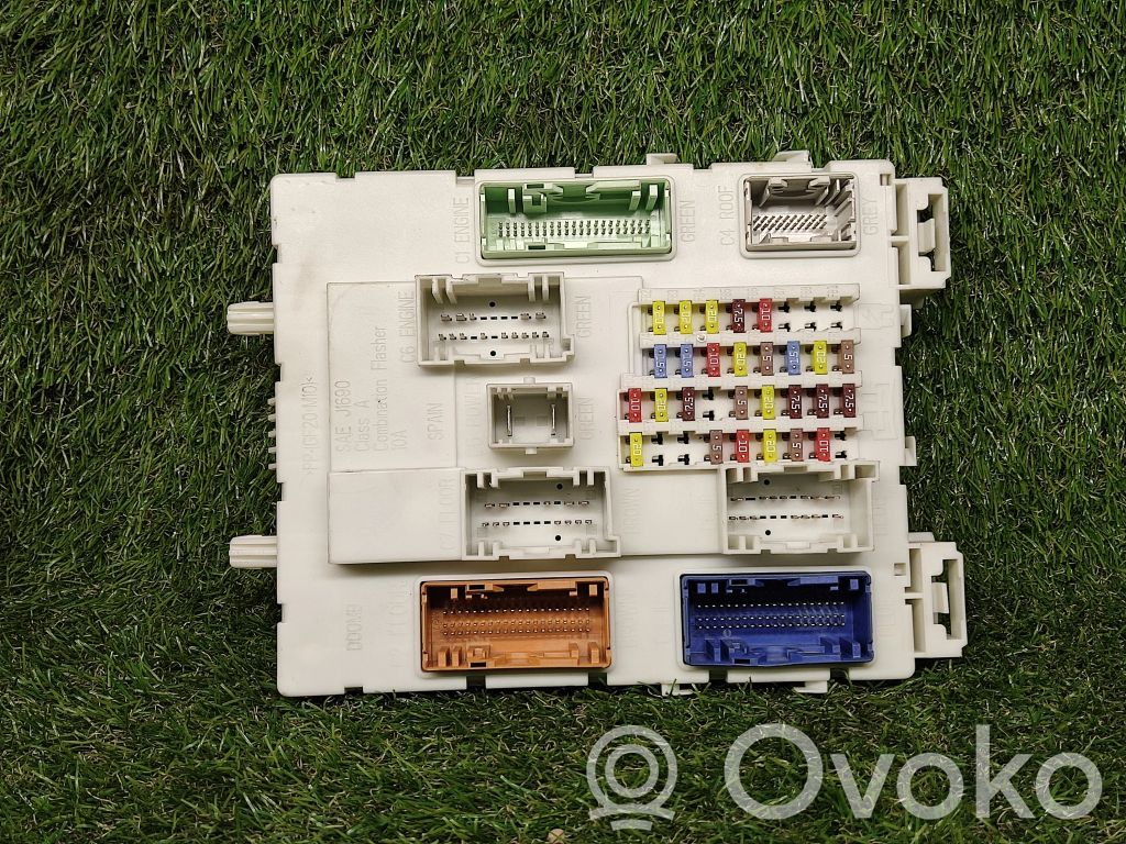 Ford Focus Power management control unit 