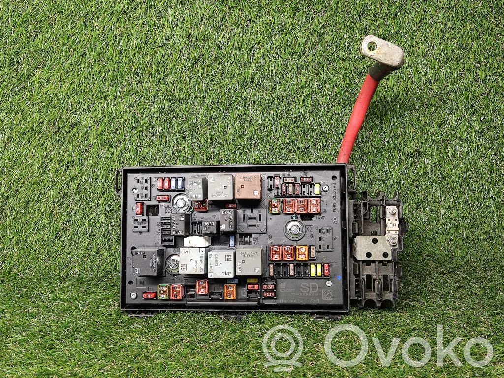 Opel Astra J Power management control unit 
