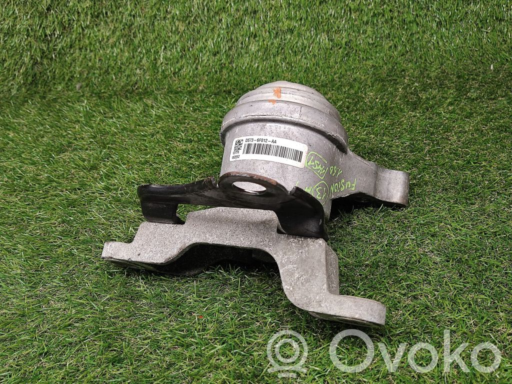 Ford Fusion II Engine mount bracket 