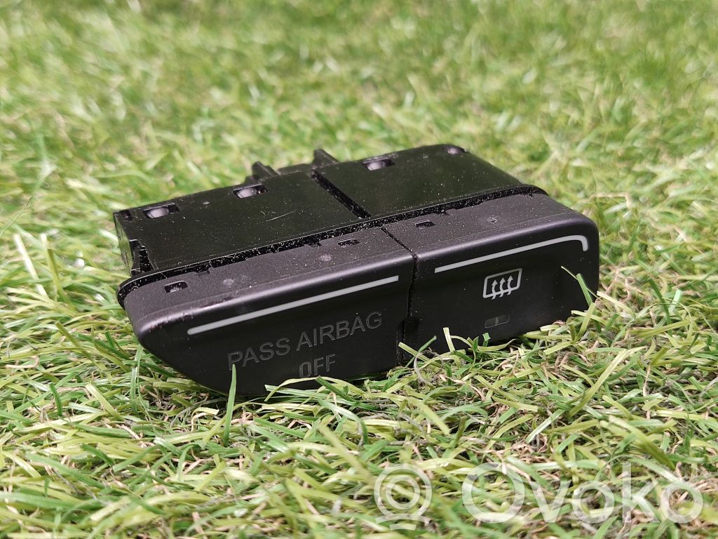 Seat heating switch   CM5T14B418AB