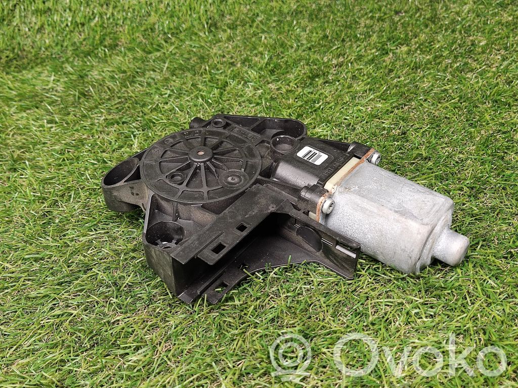 Ford Focus Front door window regulator motor 