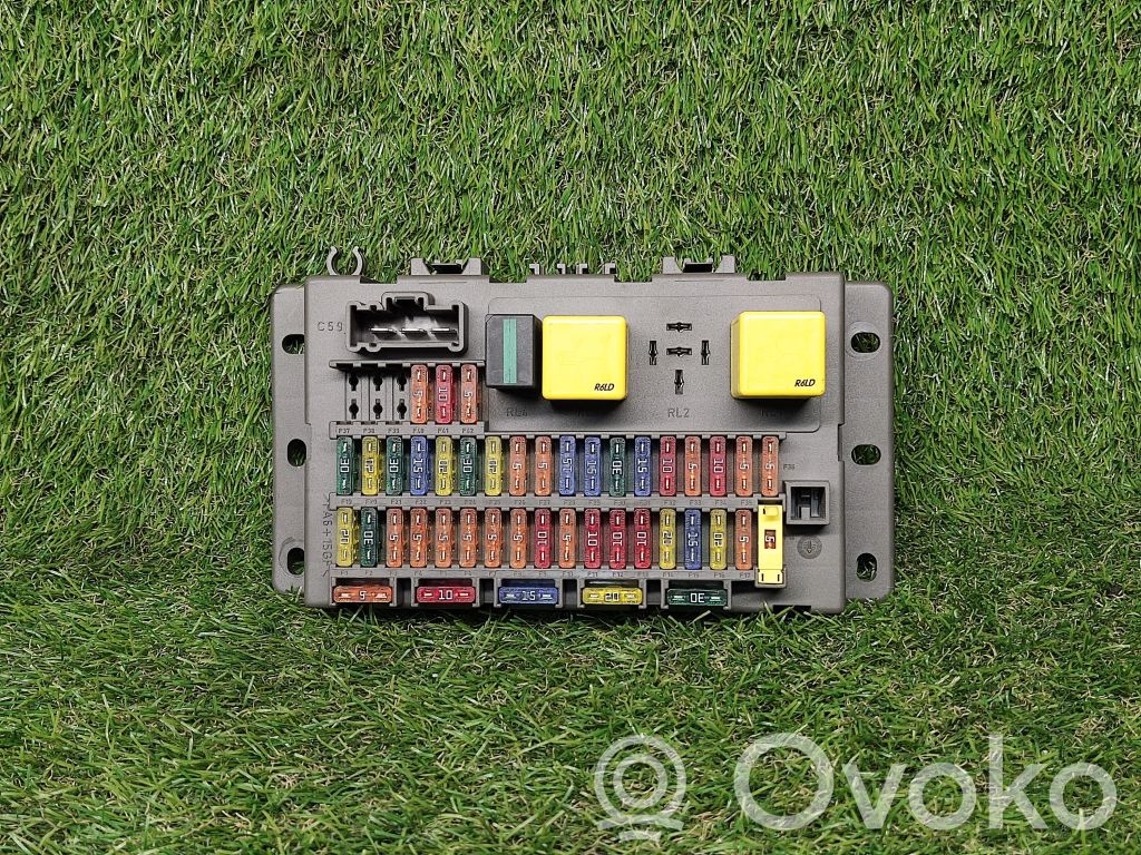 Módulo de fusible   YQE103138,518174503