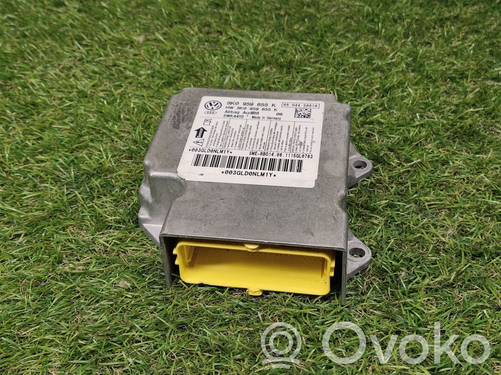 Audi A4 S4 B8 8K Airbag control unit/module 