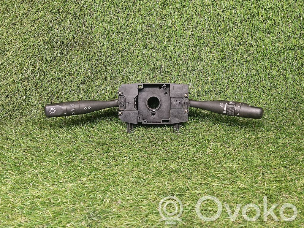 Land Rover Discovery 3 - LR3 Wiper turn signal indicator stalk/switch 