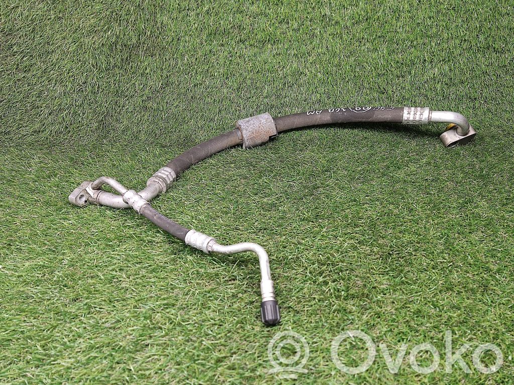 BMW 3 E92 E93 Ilmastointilaitteen putki (A/C) 
