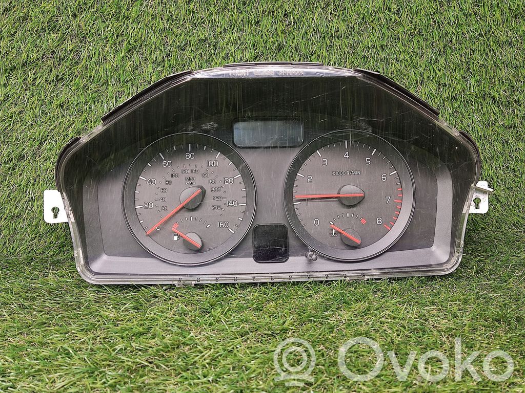 Volvo S40 Speedometer (instrument cluster) 
