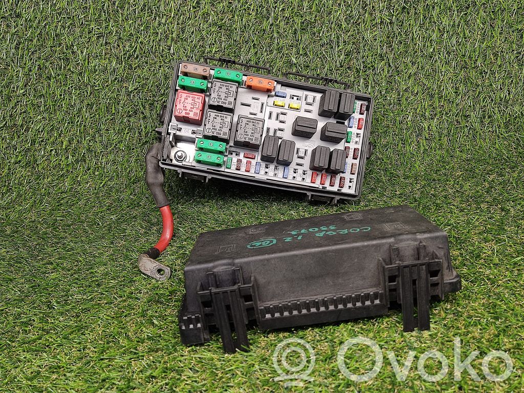 Opel Corsa D Fuse module 