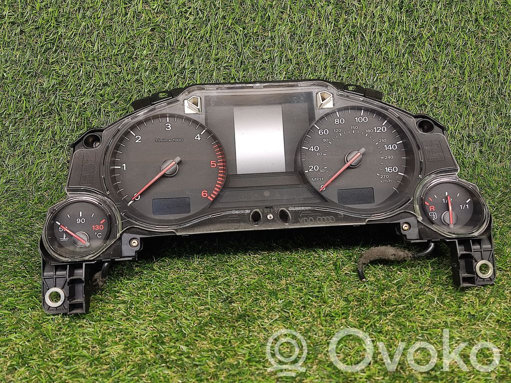 Audi A8 S8 D3 4E Speedometer (instrument cluster) 