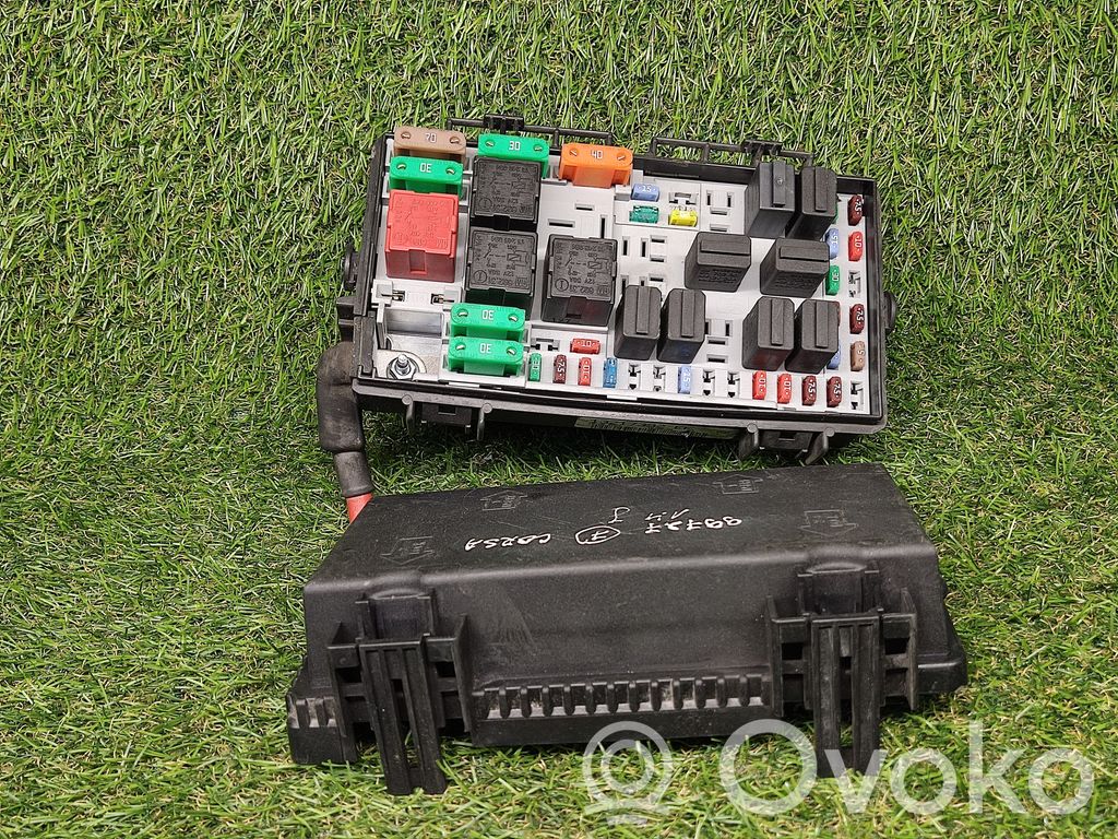 Opel Corsa D Fuse module 
