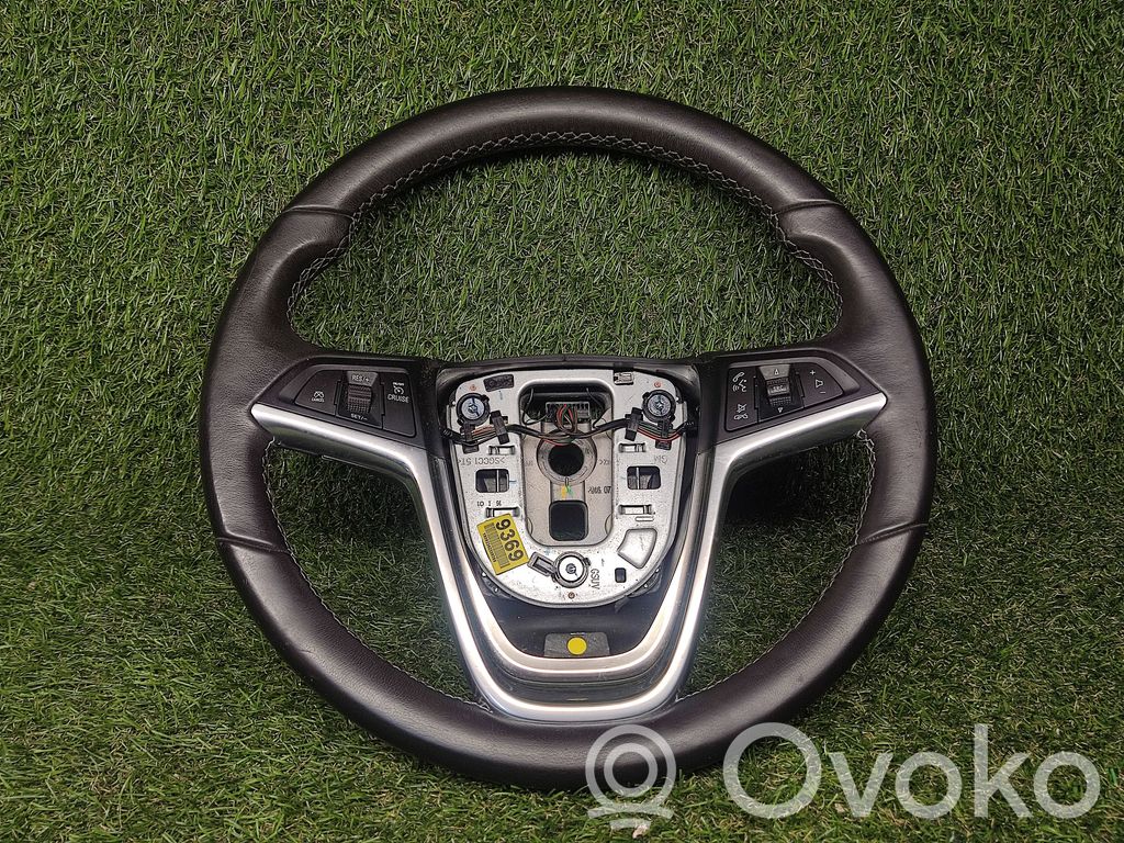 Buick Encore I Steering wheel 