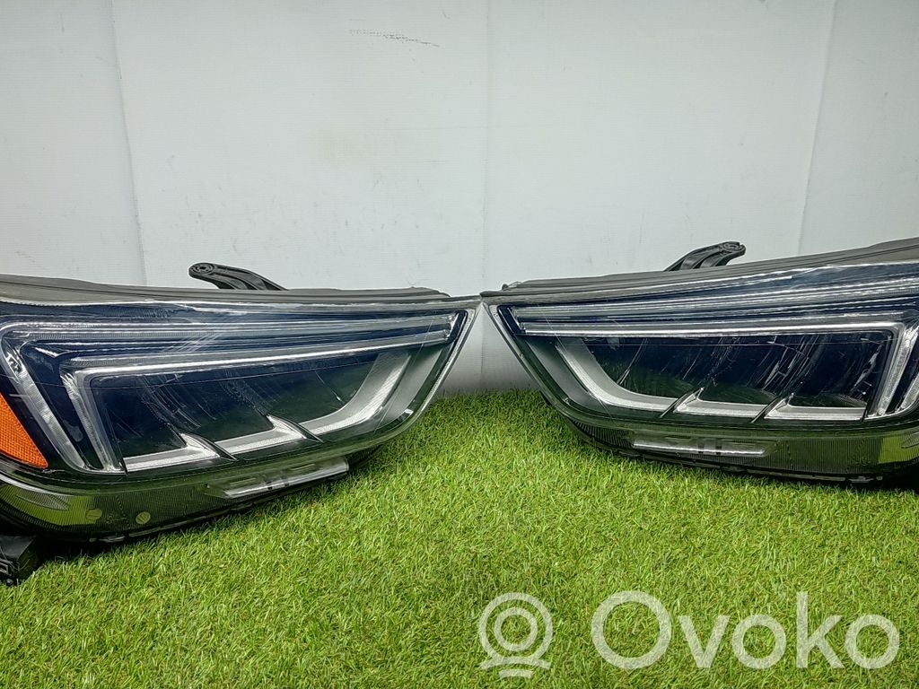 Buick Encore I Lot de 2 lampes frontales / phare 