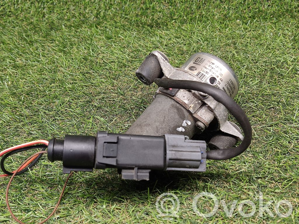Opel Meriva B Vacuum pump 