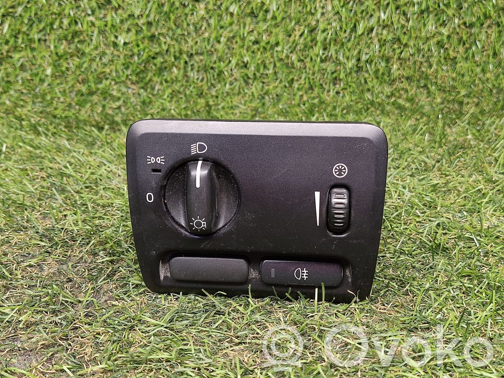 Volvo XC70 Light switch 