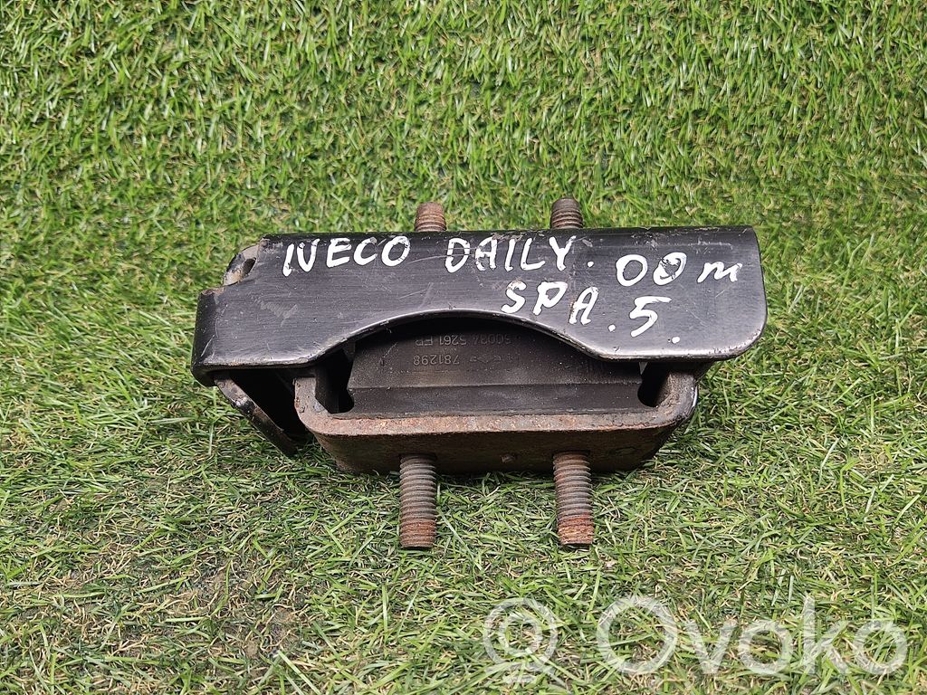Iveco Daily 35 - 40.10 Engine mount bracket 