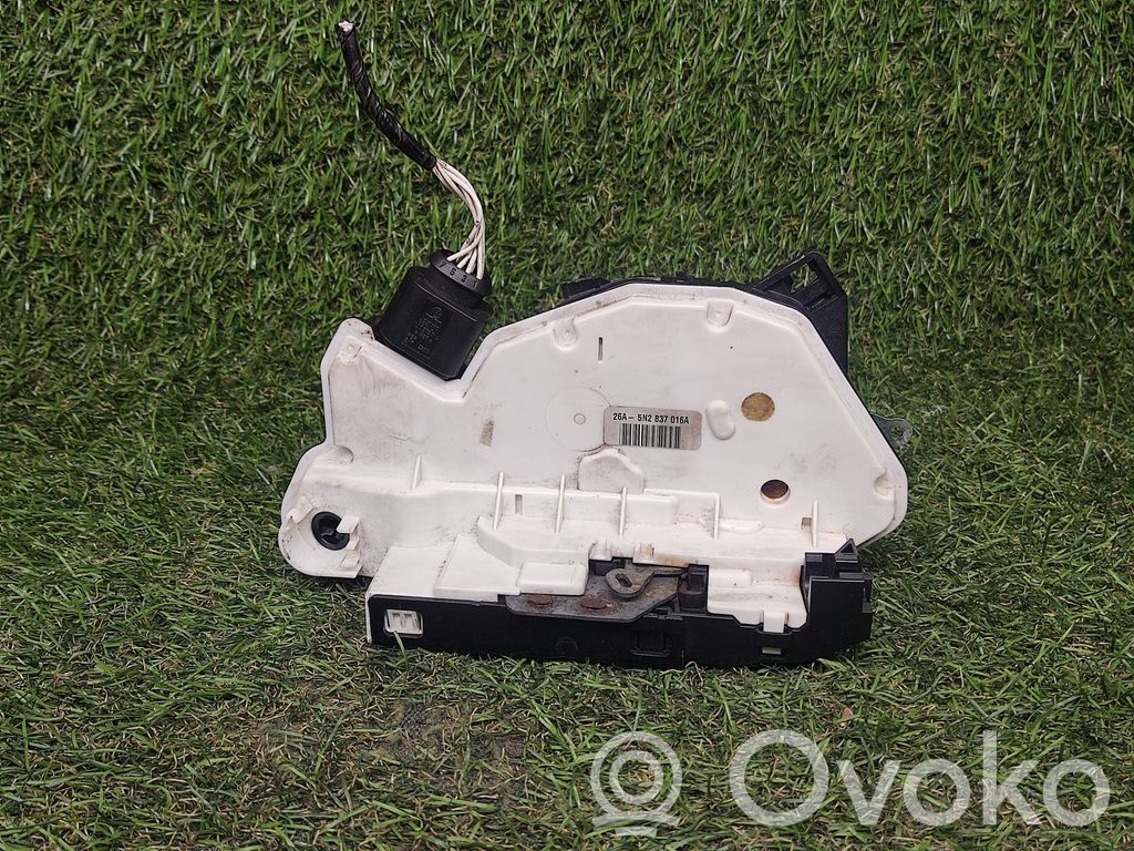 Etuoven lukko   5N2837016A