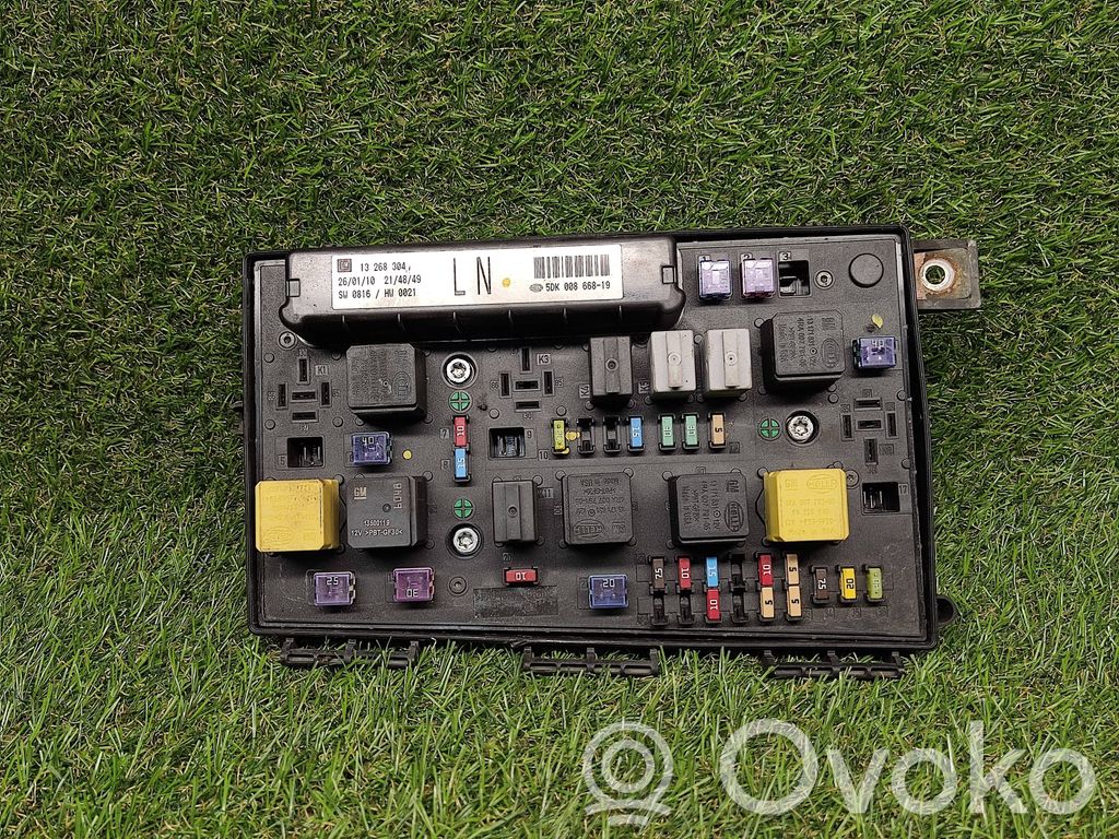 Opel Zafira B Unitate control management alimentare 