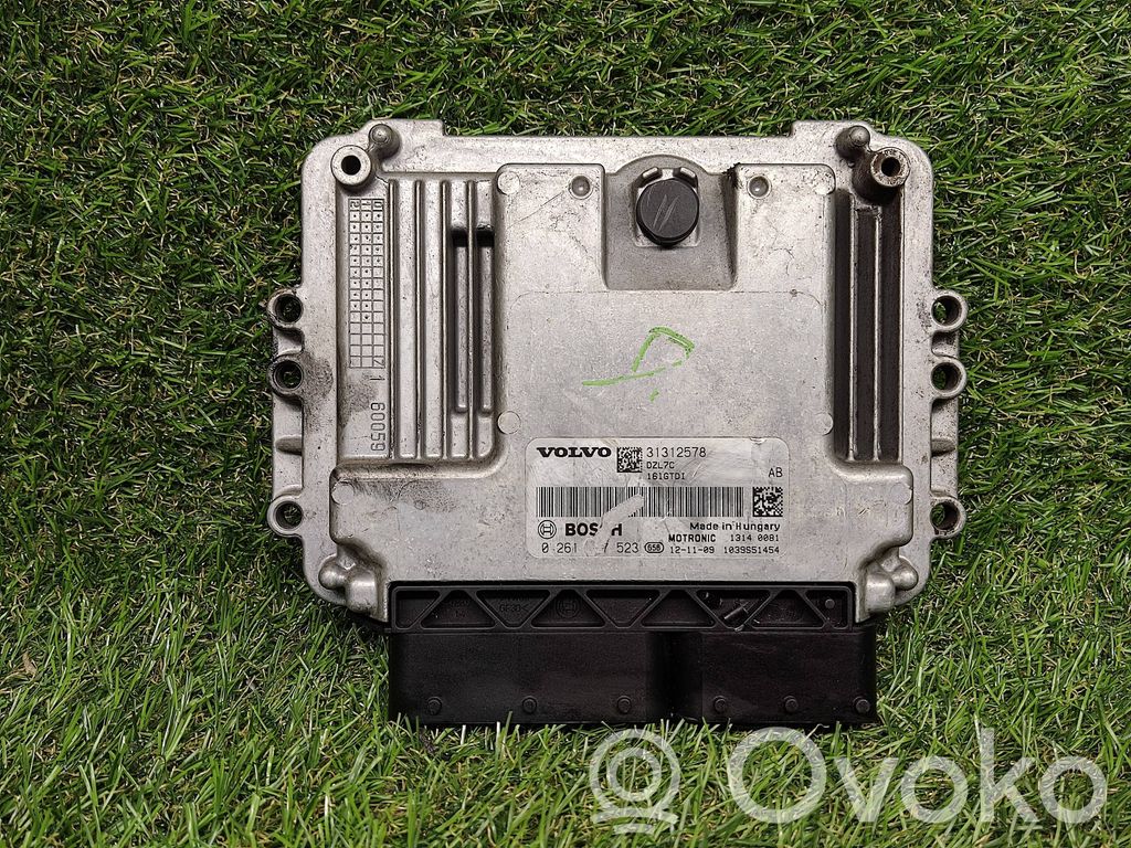 Volvo V40 Unitate control motor/modul ECU 