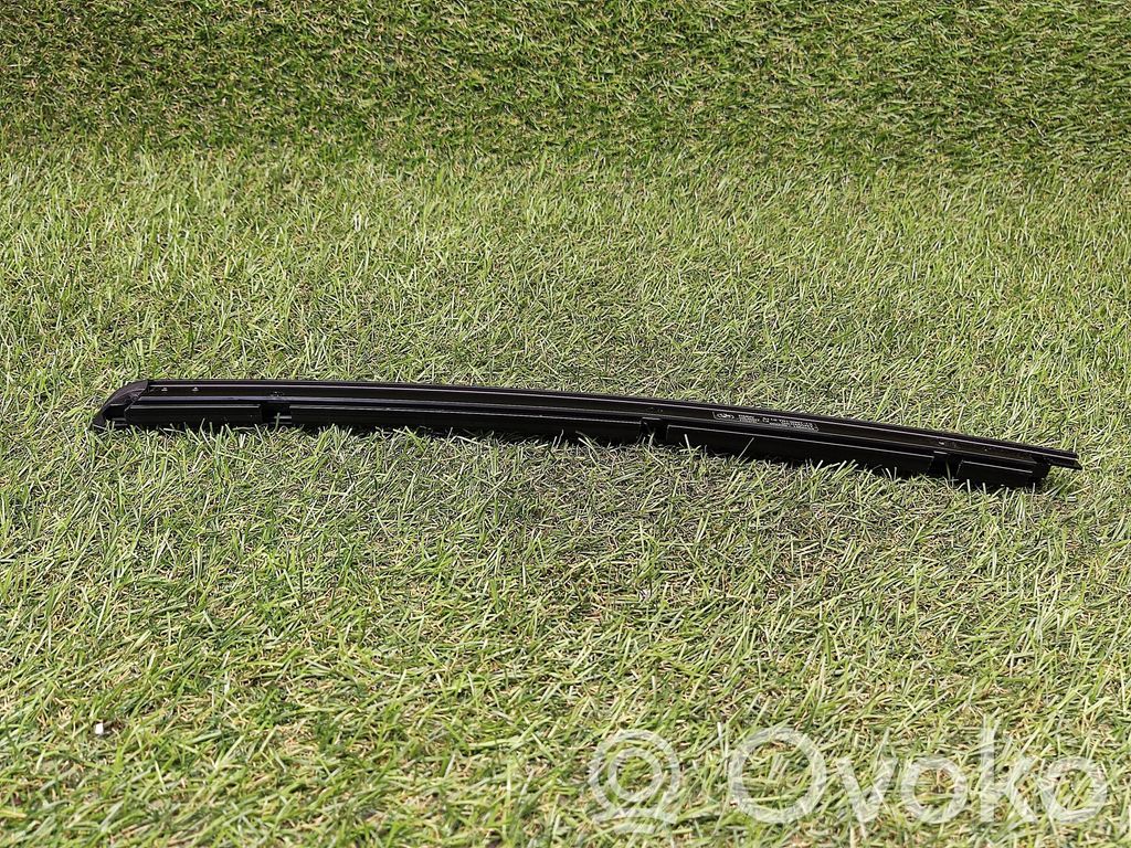 BMW 7 E65 E66 Rear door windshield rail 