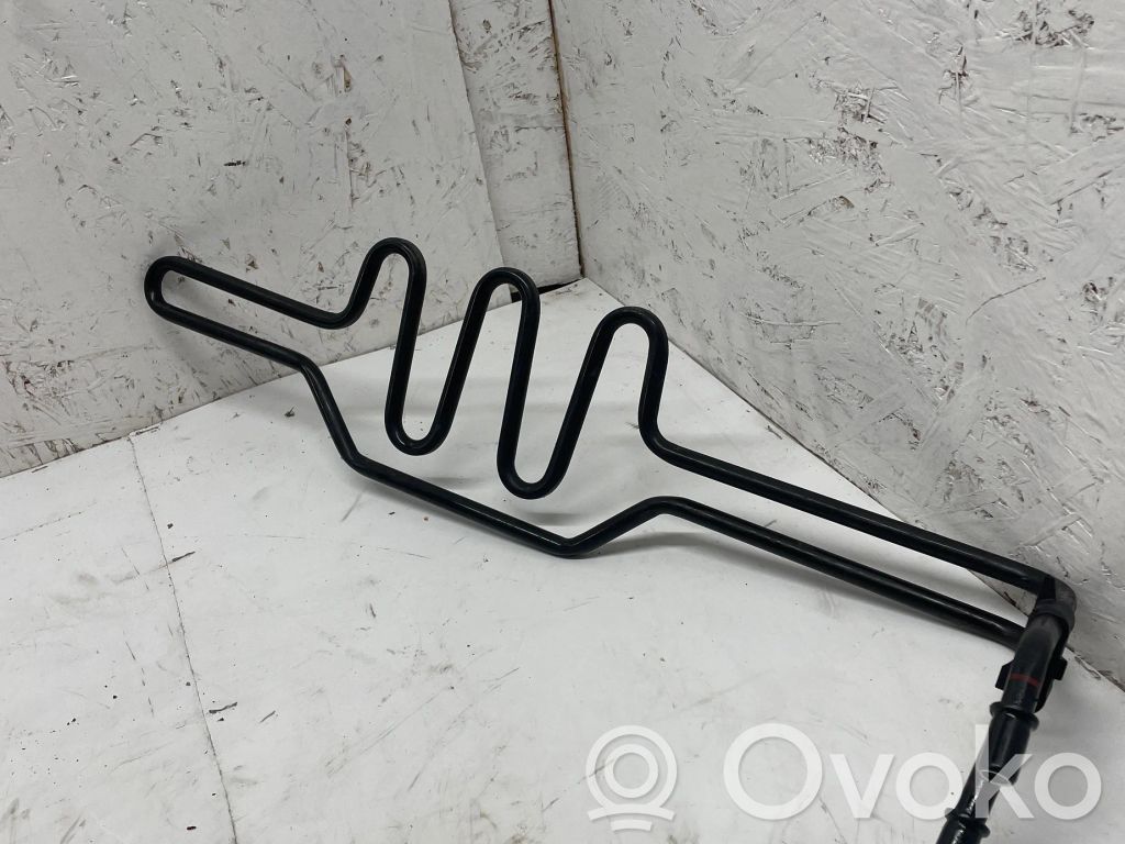 BMW 3 E90 E91 Vairo stiprintuvo radiatorius 