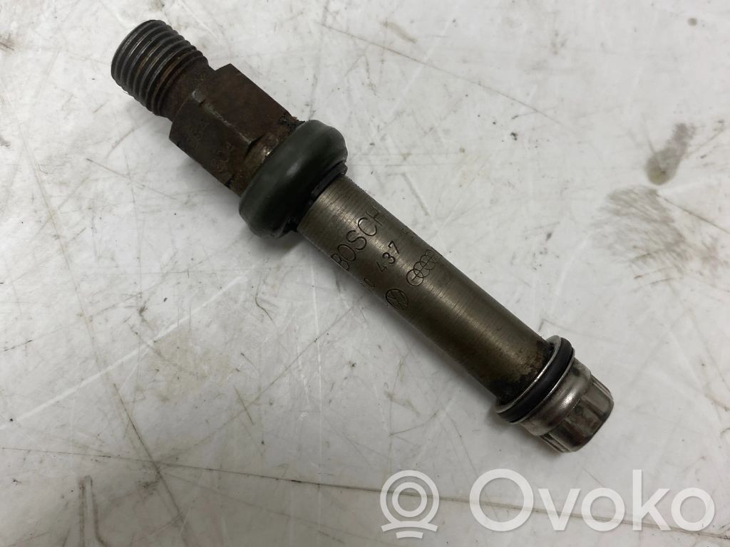 Audi Coupe Inyector de combustible 