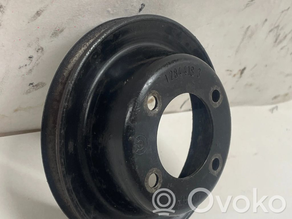 BMW 5 E34 Fulie pompă apă 