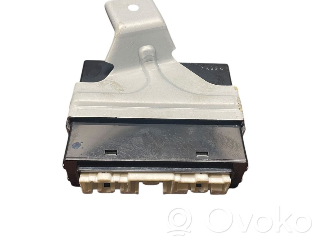 Module confort   EH14675DZ,1523A5,SKE11B01,X1T43275M
