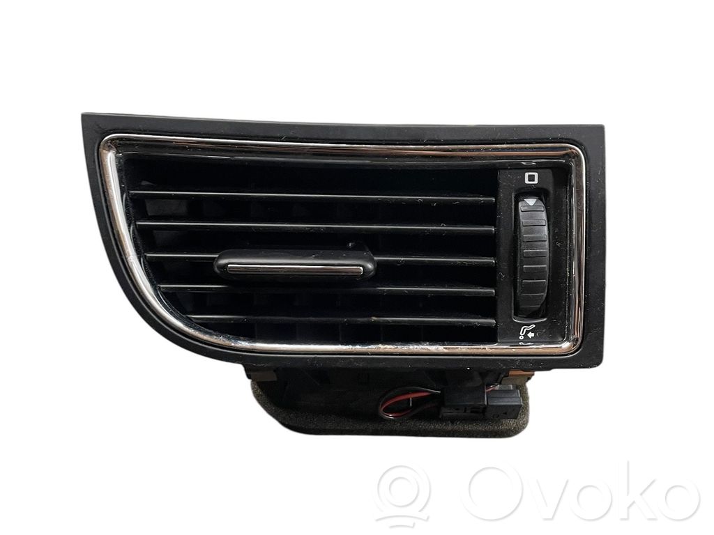 Skoda Superb B6 (3T) Boczna kratka nawiewu deski rozdzielczej 