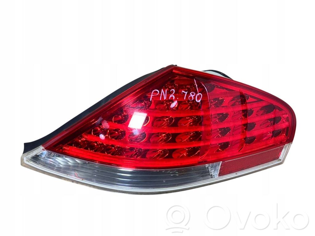 Rear/tail lights   7170978