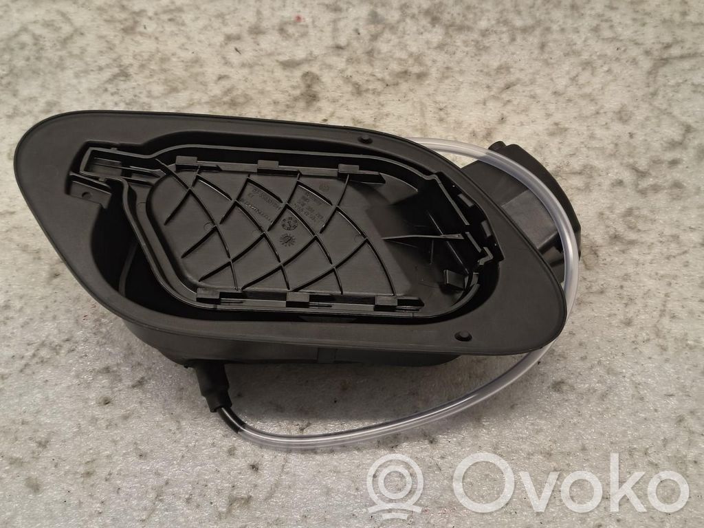 Volkswagen Golf VII Sportello del serbatoio del carburante 