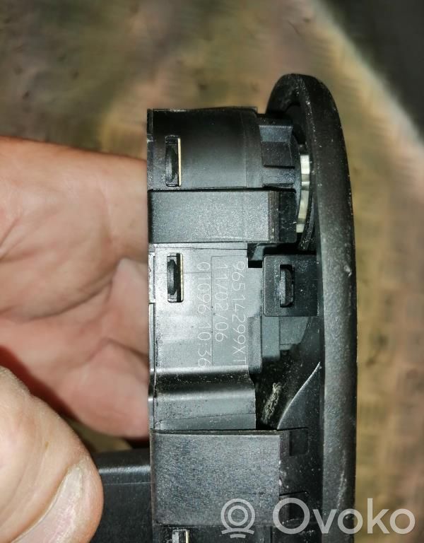 Citroen C5 Electric window control switch 