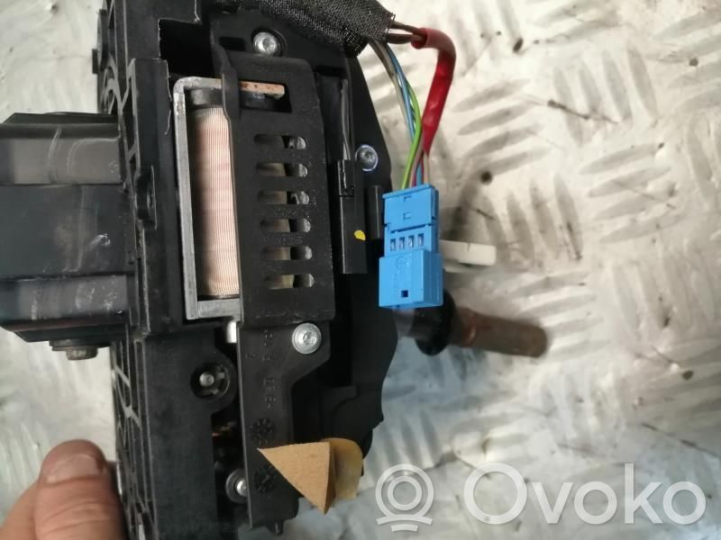 BMW 3 E90 E91 Gear shifter/selector 
