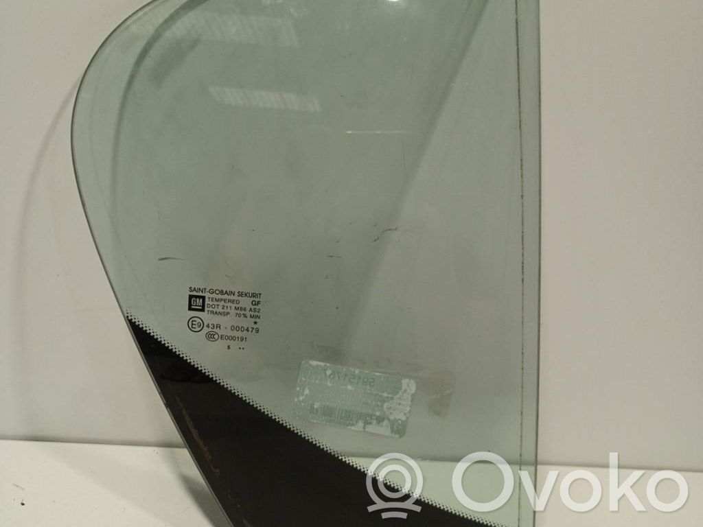 Opel Corsa E Rear vent window glass 