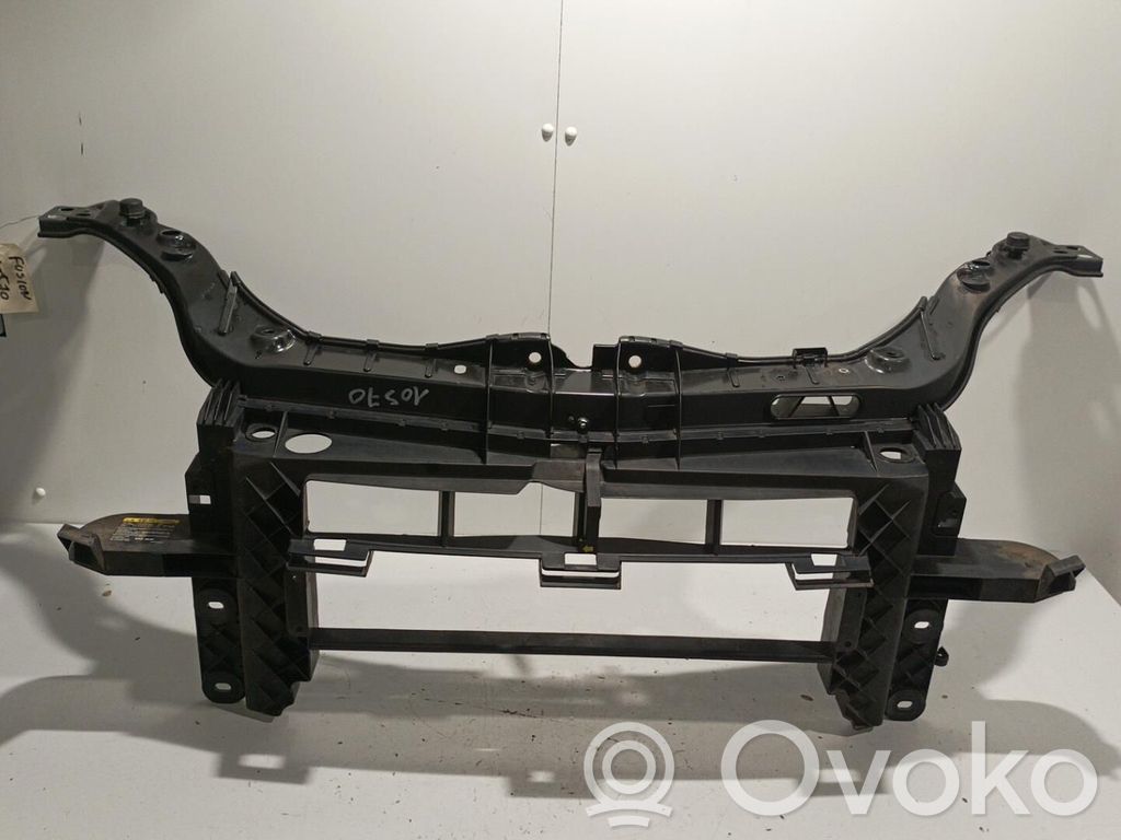 Ford Fusion Radiatoru paneļa augšējā daļa (televizors) 
