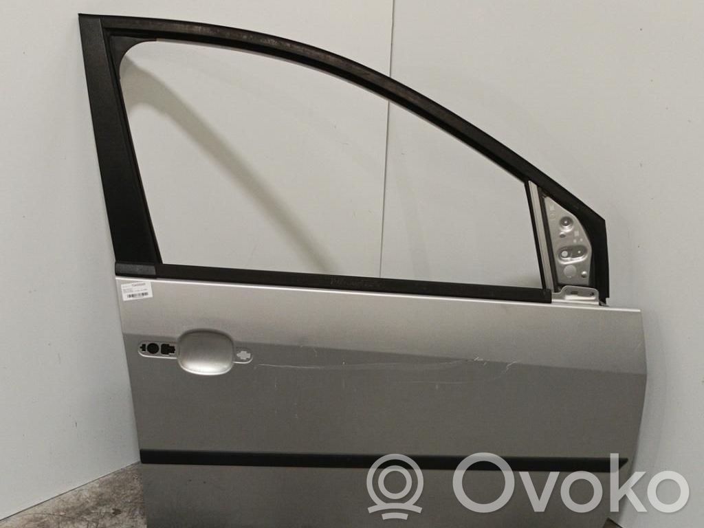 Ford Fiesta Puerta delantera 