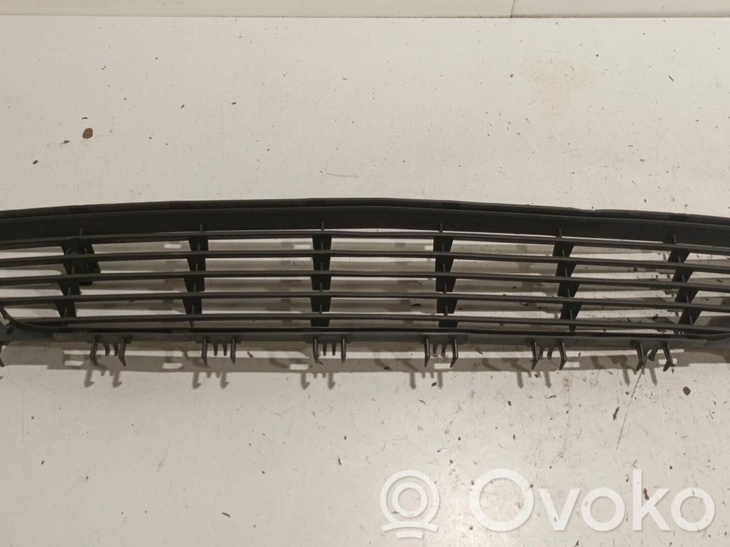 Opel Corsa C Front bumper lower grill 