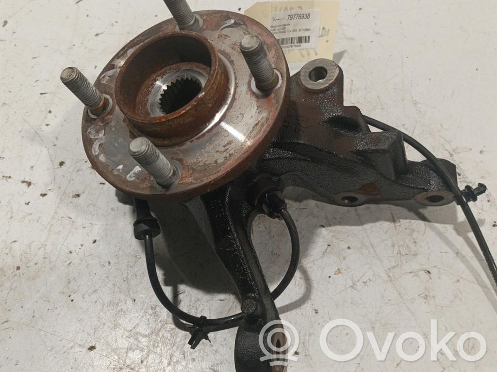 Ford Fiesta Fuso a snodo con mozzo ruota anteriore 
