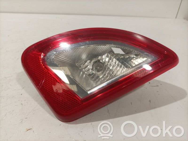 Renault Twingo II Luces portón trasero/de freno 