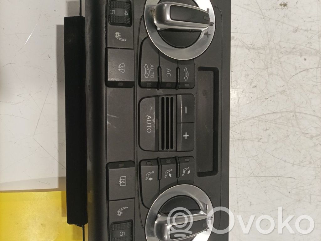Audi A3 S3 8P Panel klimatyzacji 