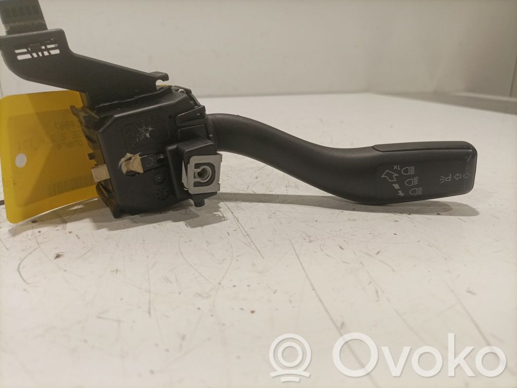 Audi A3 S3 8P Palanca de intermitentes 