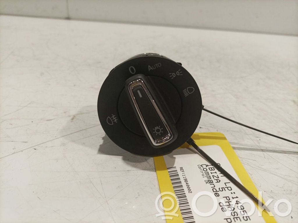 Seat Ibiza V (KJ) Interruptor de luz 