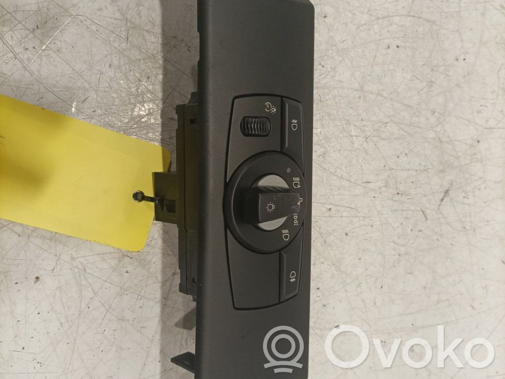 Lichtschalter   61319134726