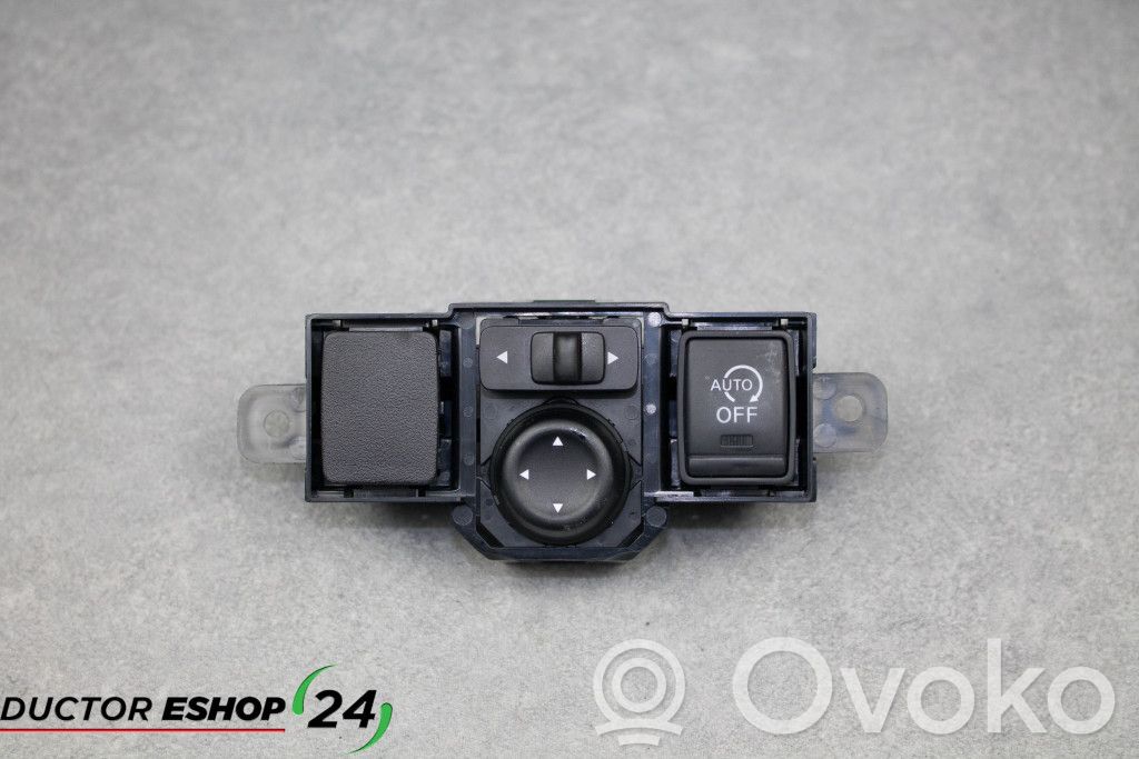 Wing mirror switch   255703TB1A