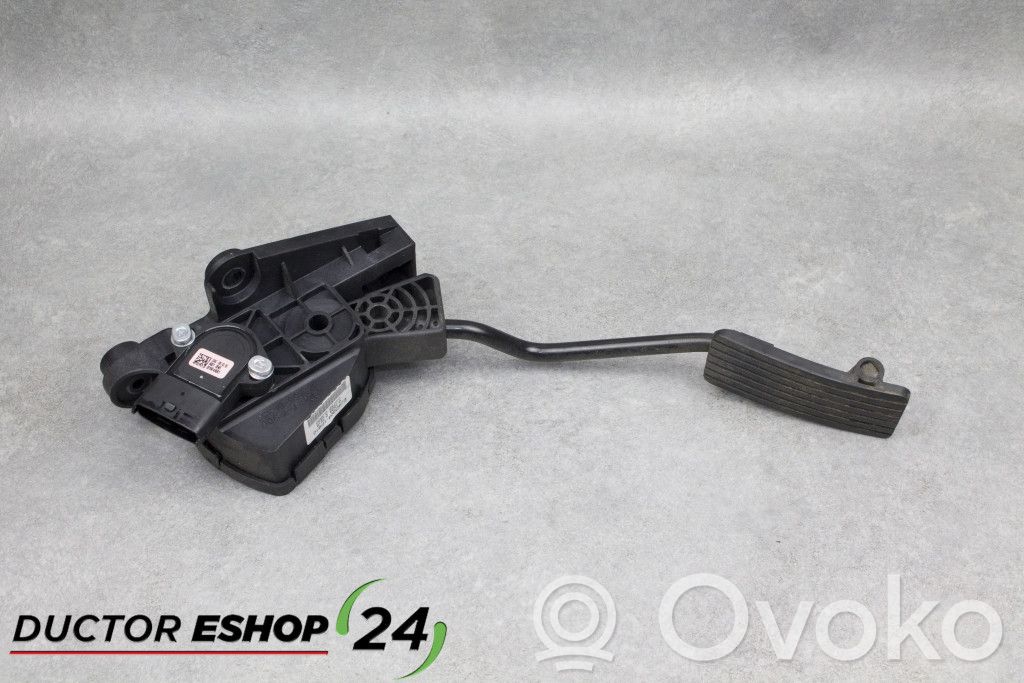 Gaspedal   EJ4D0041P910,327271P900