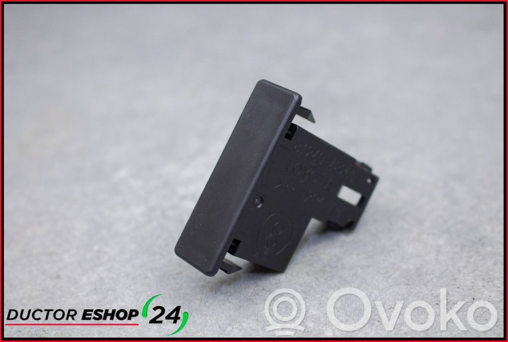 Lexus RX 330 - 350 - 400H Glove box light 
