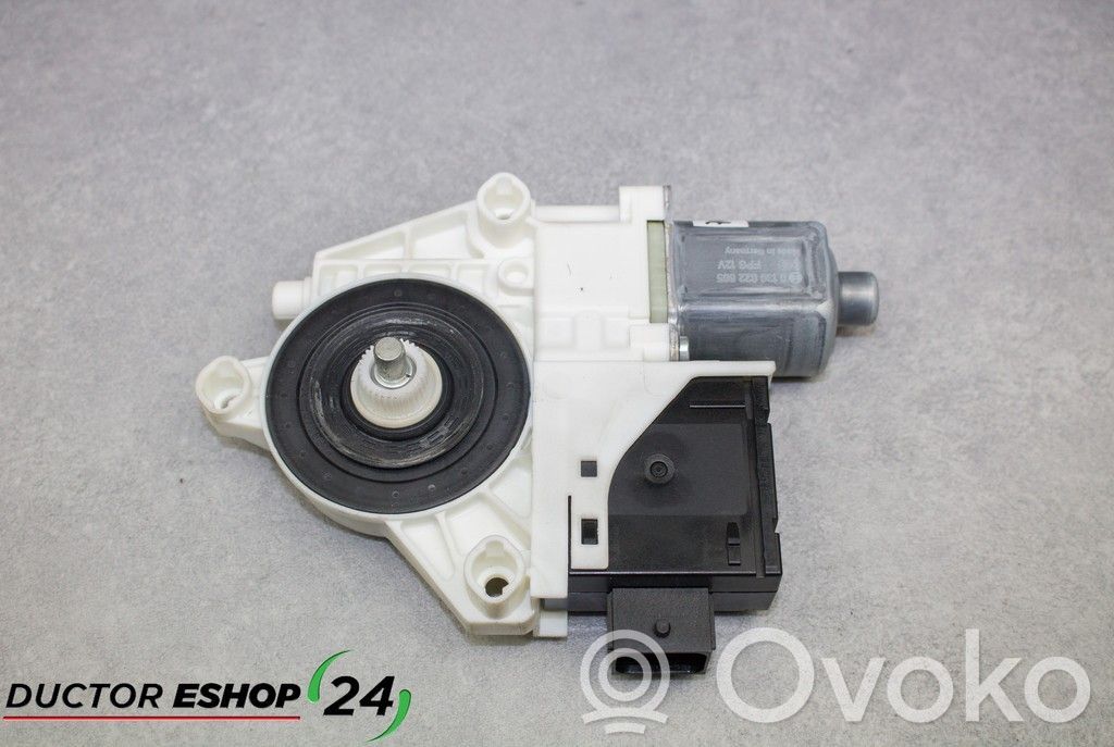 Fiat 500X Silnik regulatora szyby drzwi przednich 