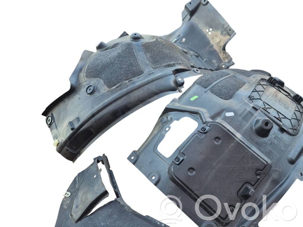 BMW 7 G11 G12 Rivestimento paraspruzzi passaruota anteriore 