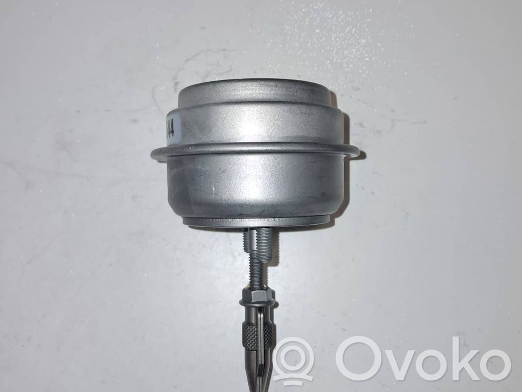 Audi A4 S4 B5 8D Zawór podciśnienia / Elektrozawór turbiny 