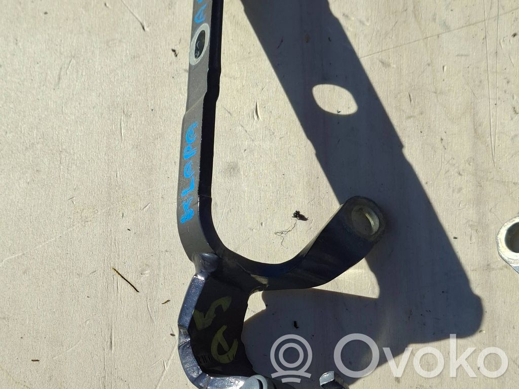 Tailgate/trunk/boot hinge   8T8827300,4213