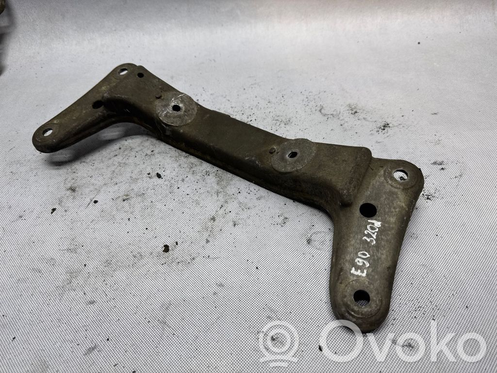 Gearbox mounting bracket   6778060